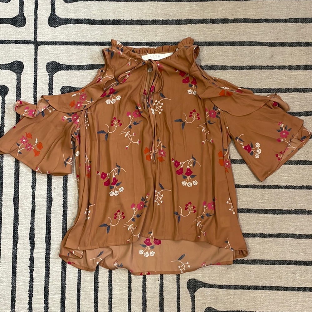 ASTR Blouse